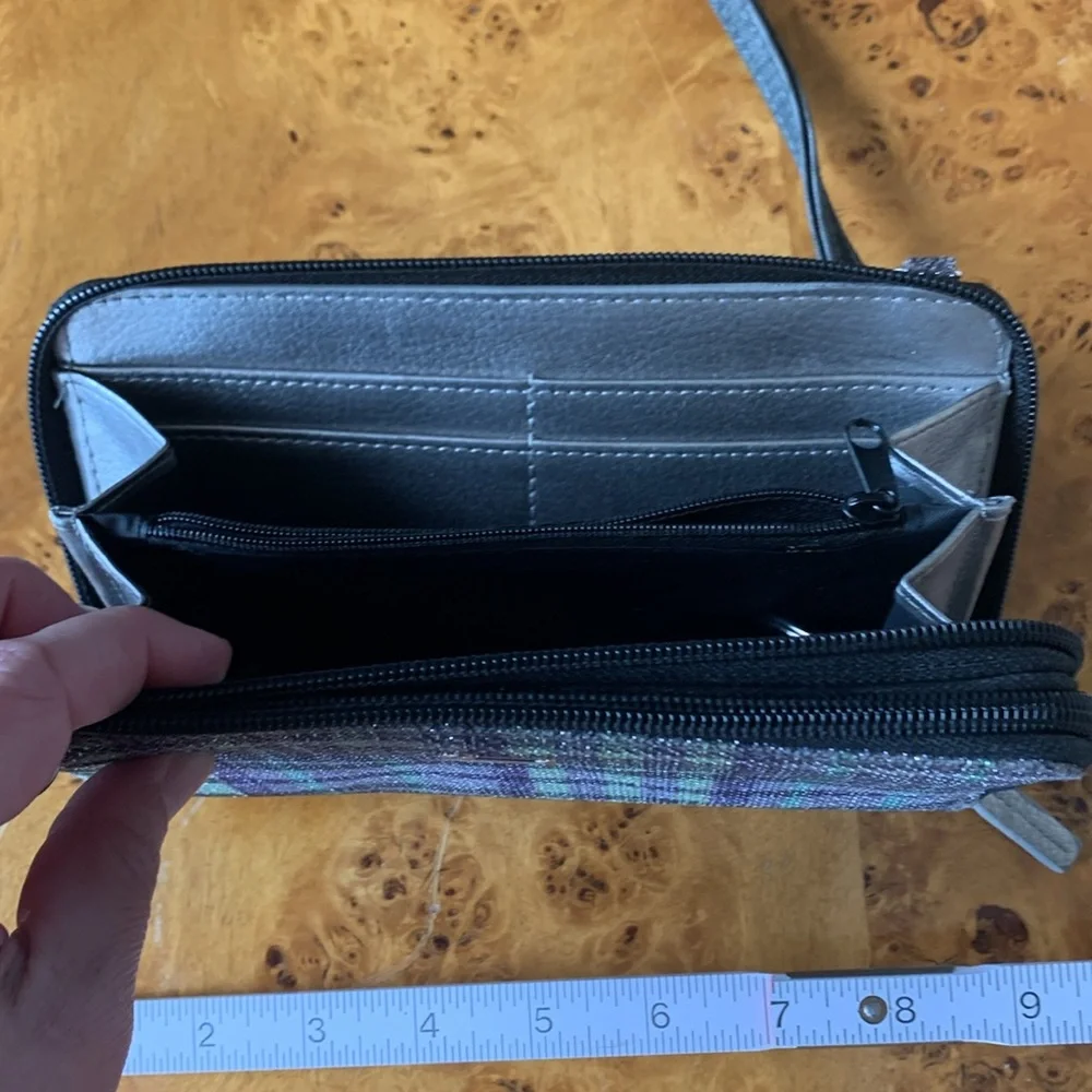 NWOT Buxton Ladies Wallet